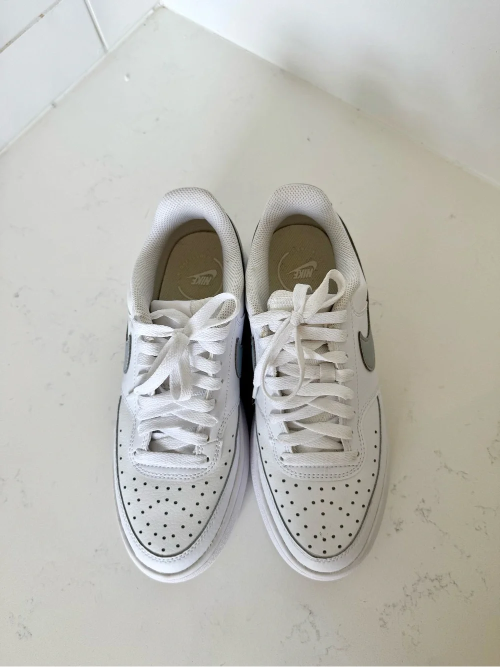 WOMEN'S NIKE COURT VISION ALTA LEATHER WHITE GREY SNEAKERS sz 8.5 - Picture 6 of 11